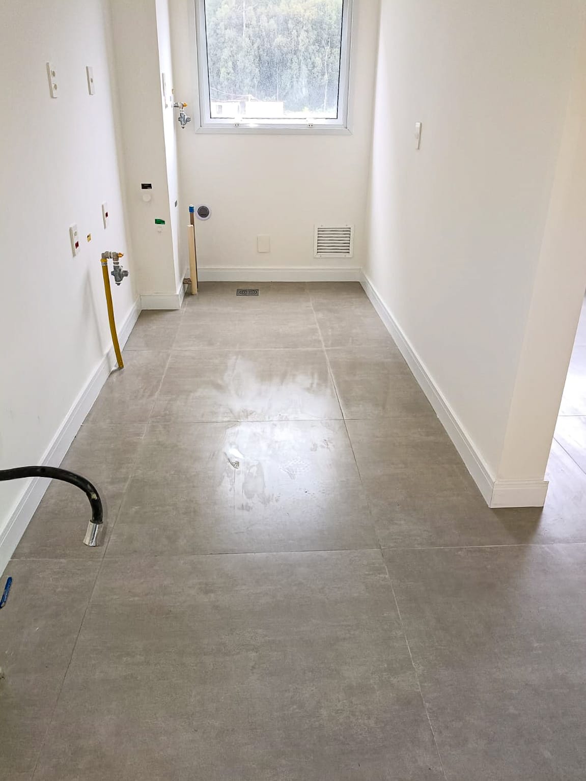 Porcelanato 90×90 — depois